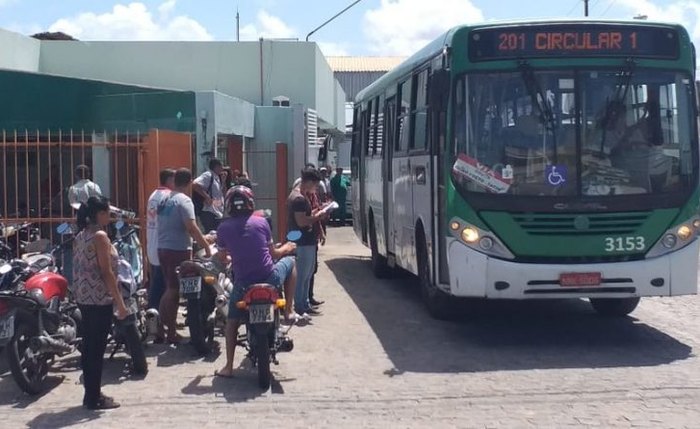 Ônibus da Veleiro não circulam em Maceió nesta quinta em função da greve dos trabalhadores