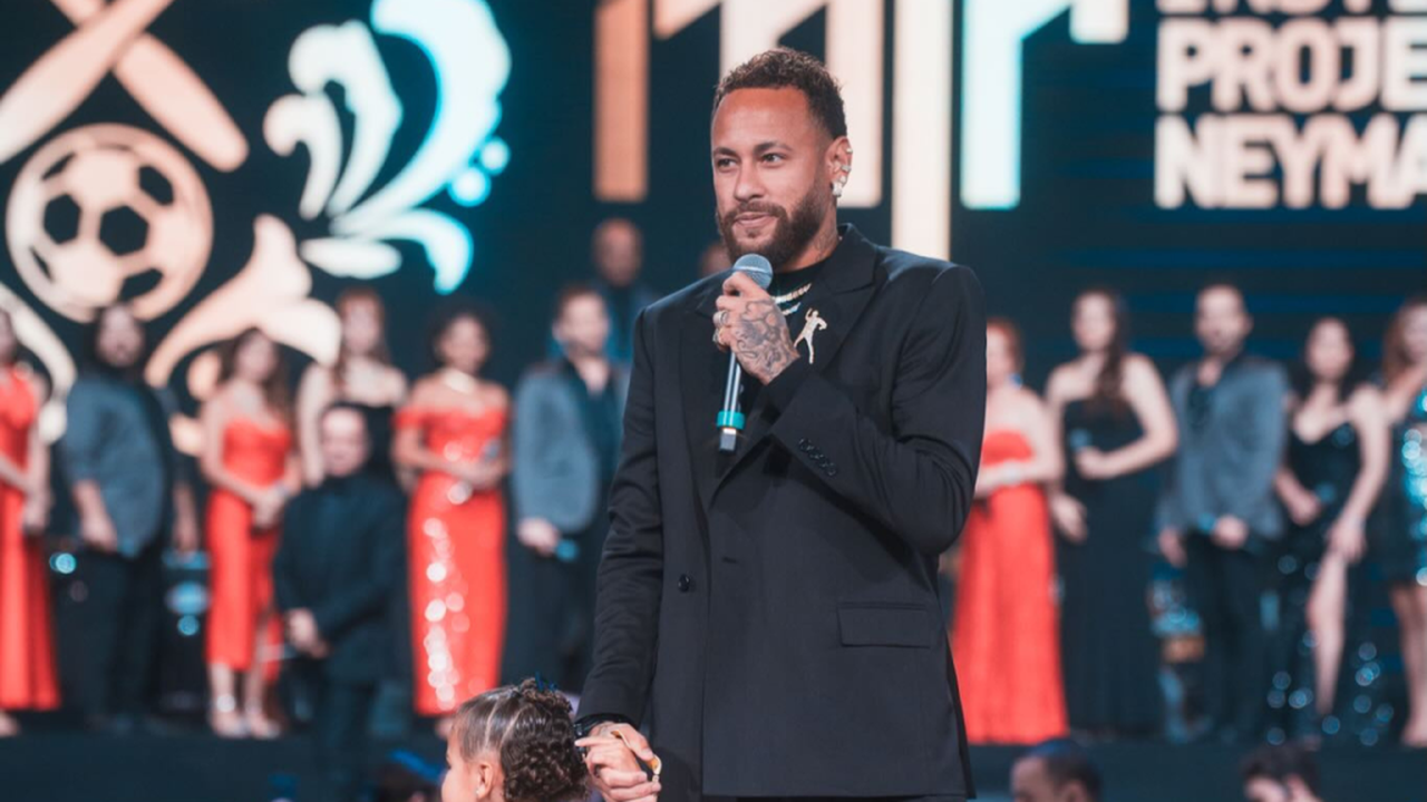 Neymar declara sua torcida para Bola de Ouro; veja