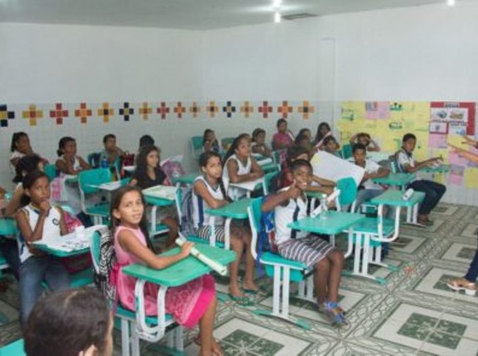 Prefeito Chico Vigário aponta avanços na Educação atalaiense