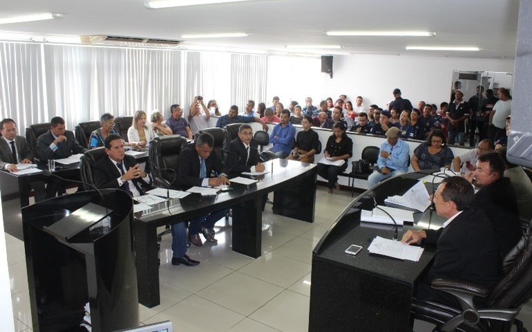 Câmara de Delmiro Gouveia realiza sessão solene em alusão ao Outubro Rosa