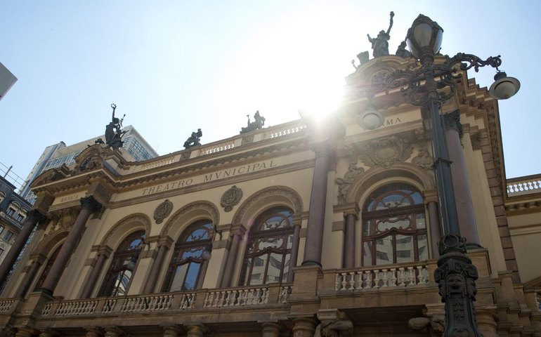 Evento de ópera celebra cultura italiana no Theatro Municipal de SP