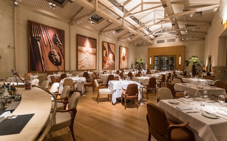 Le Bulô une influências da França e da Bélgica ao clima carioca