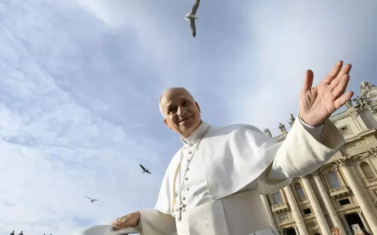 Papa Leão XIV é eleito 'Personalidade do Ano de 2025' na Itália