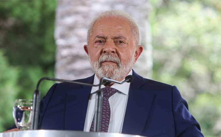 ‘continuo achando que quando um não quer, dois não brigam’, diz Lula sobre guerra