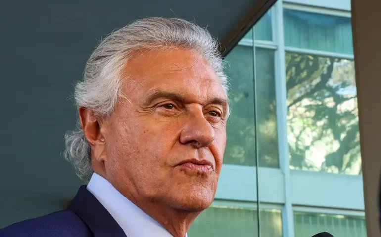 Governadores discutem renegociação de dívidas com presidente do Senado