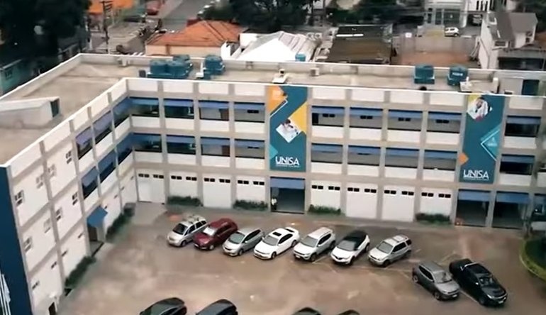 Justiça determina que UNISA reintegre 15 alunos expulsos por atos obscenos