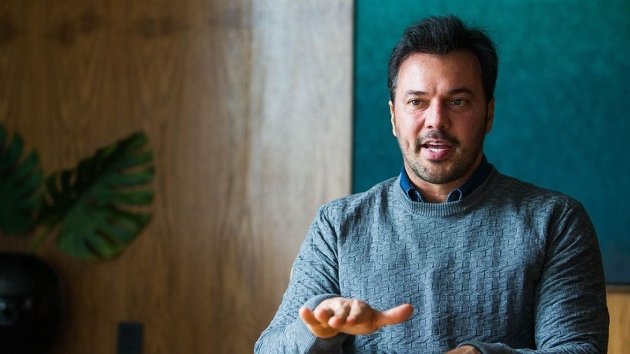 Centrão descarta tese de adiar eleições e Faria abandona estratégia contra rádios