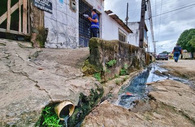 Prefeitura orienta mais de 8 mil pessoas sobre ligação irregular de esgoto no Clima Bom