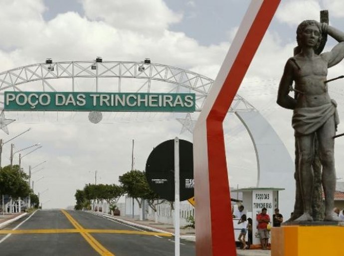 Estado potencializa qualidade de vida de Poço das Trincheiras com Pró-Estrada