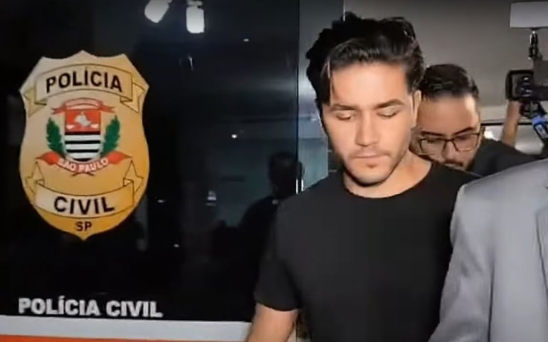 Dono de Porsche que matou motorista de app em SP vai a júri popular