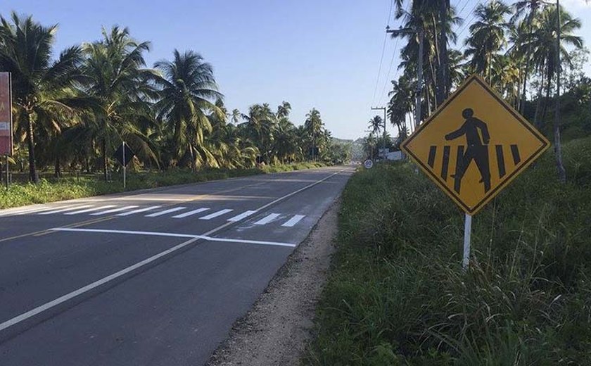 DER constrói quebra-molas próximo ao acesso a Jequiá da Praia