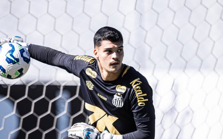 Santos reforça trabalho ofensivo para tentar reagir no clássico com o Corinthians