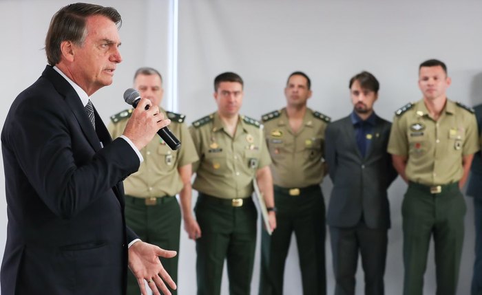 Presidente discursou em cerimônia do Dia do Soldado