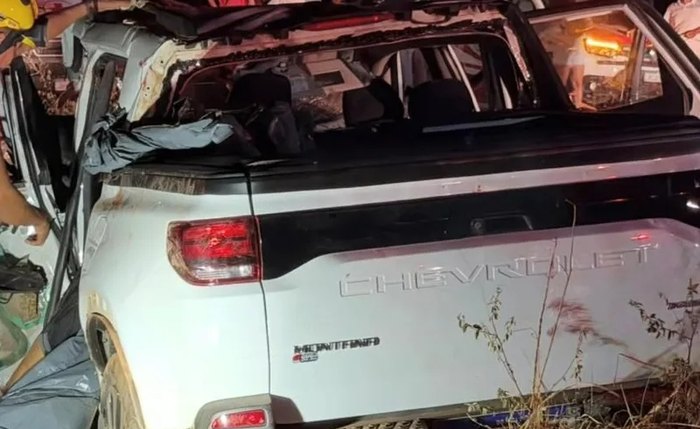 Acidente na AL-220 deixa seis mortos