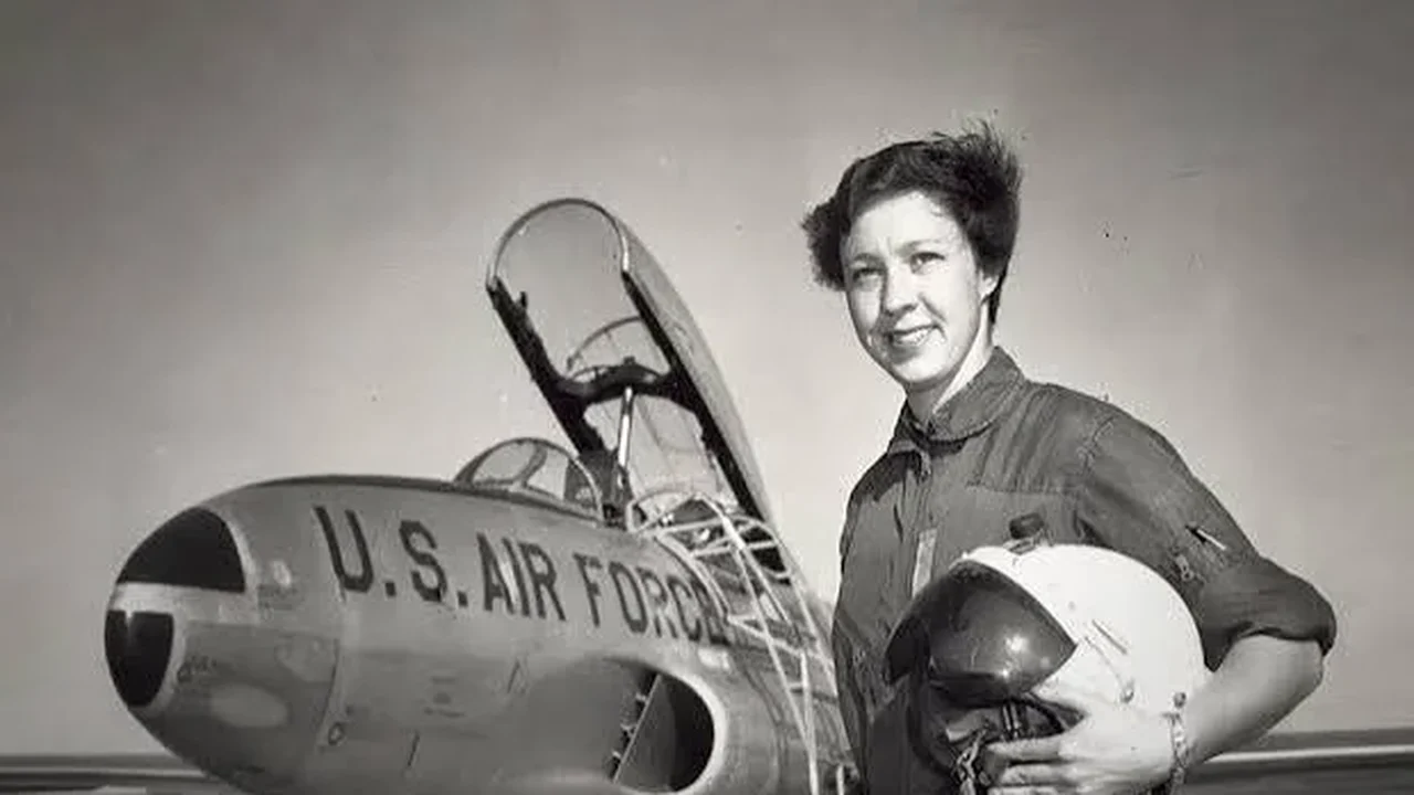 Quem era a mulher mais velha a viajar ao espaço que morreu aos 87 anos