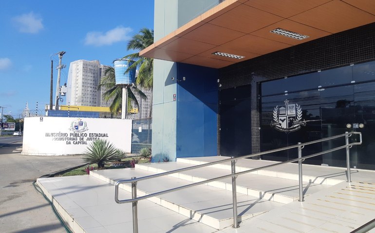 MPAL atua na transição de indígenas Warao para novo abrigo em Maceió