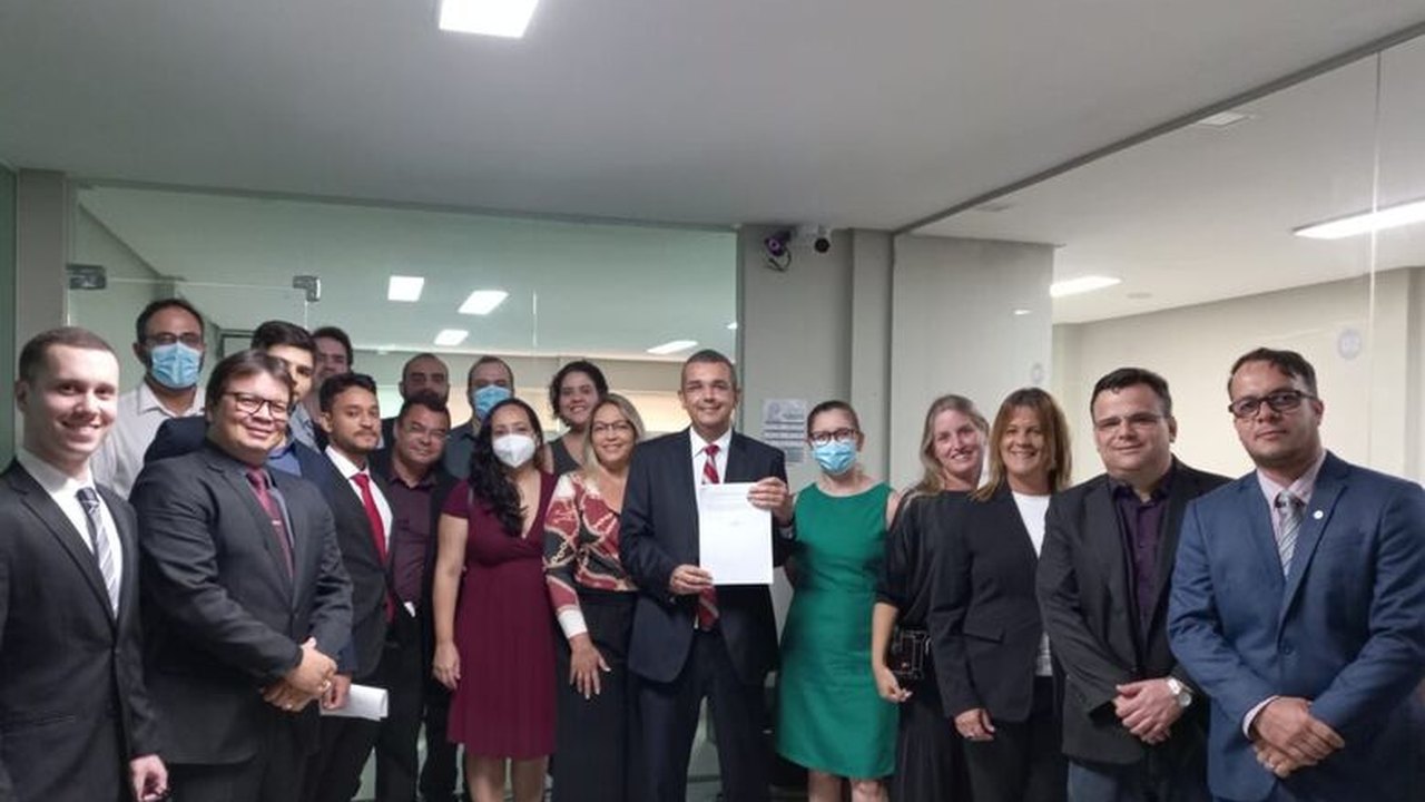 Othoniel Pinheiro faz a inscrição para a disputa do quinto constitucional da OAB-AL