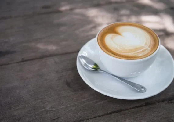 Café pode contribuir para prevenção do Alzheimer, diz pesquisa