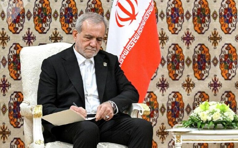 BRICS representa novo modelo de cooperação global justa e equilibrada, diz presidente do Irã