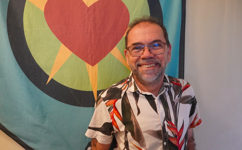 Recife sonhado e escrito: Toinho Castro, multiartista radicado no Rio, lança “Nada existe” na Flip 2025