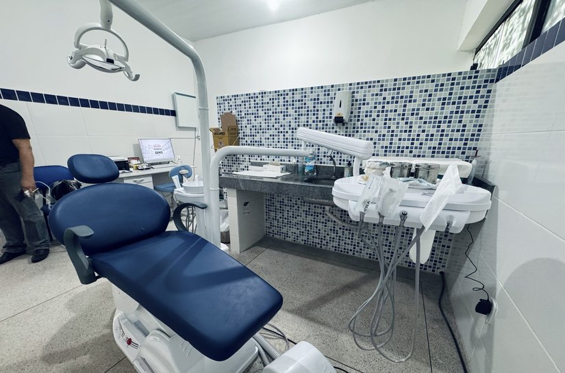 Saúde Bucal de Penedo ganha reforço com nova cadeira odontológica e manutenção contínua