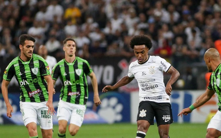 Corinthians decepciona, só empata com América-MG e perde liderança do Brasileiro