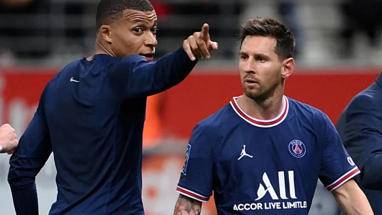 Messi e Mbappé estão em lados opostos sobre Neymar no PSG, dizem jornais