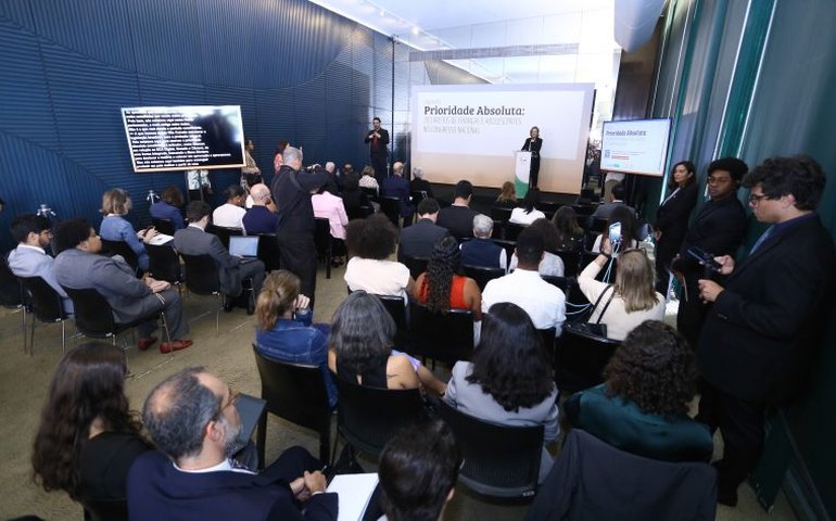 Instituto Alana aponta três projetos prioritários para a infância em lançamento na Câmara