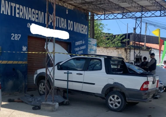 Mulher que matou companheiro na frente de oficina presta depoimento à Polícia e é liberada