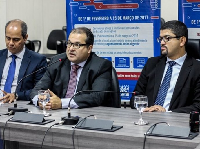 Governo convoca servidores para atualização de contas bancárias