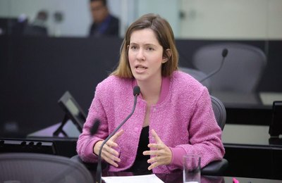 Cibele Moura solicita expansão do OxeTech para mais cinco municípios alagoanos