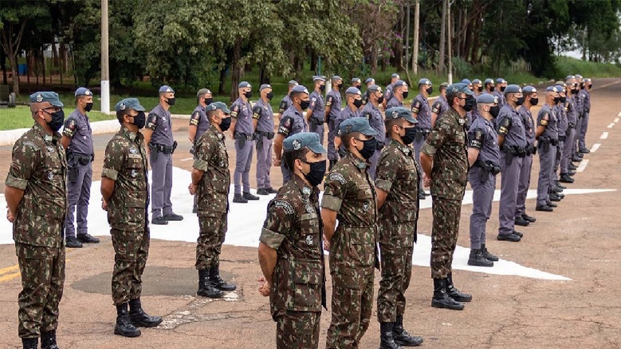Exército investiga batalhão e abre inquérito contra coronel que xingou generais