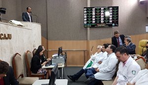 Médicos de Aracaju na Câmara / Foto: César de Oliveira