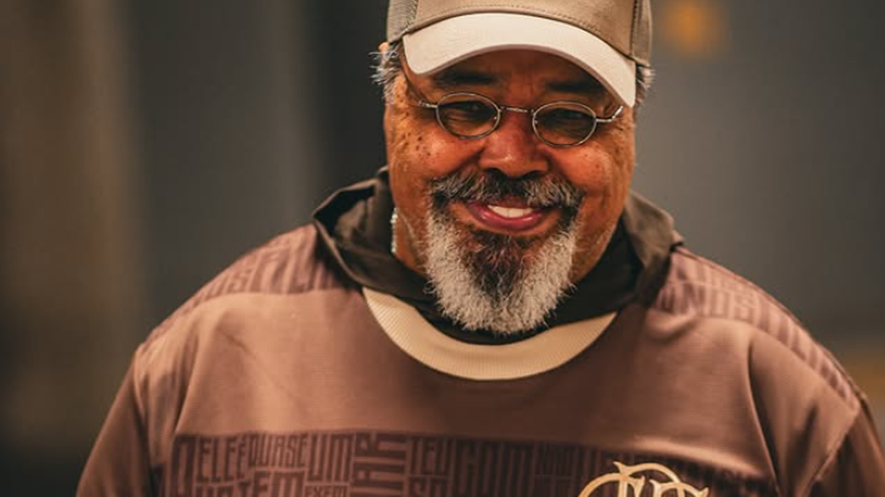 Jorge Aragão passará por cirurgia: 'Daqui a pouco estou de volta'