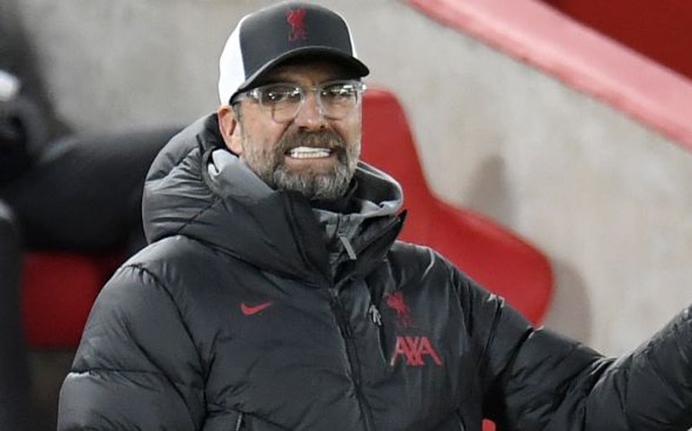 Klopp compara Liverpool a uma orquestra e rasga elogios a Roberto Firmino