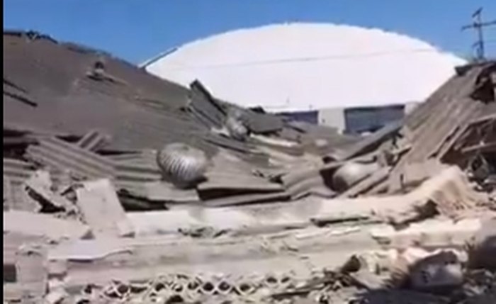 Mercado do Jaraguá desabado durante obras