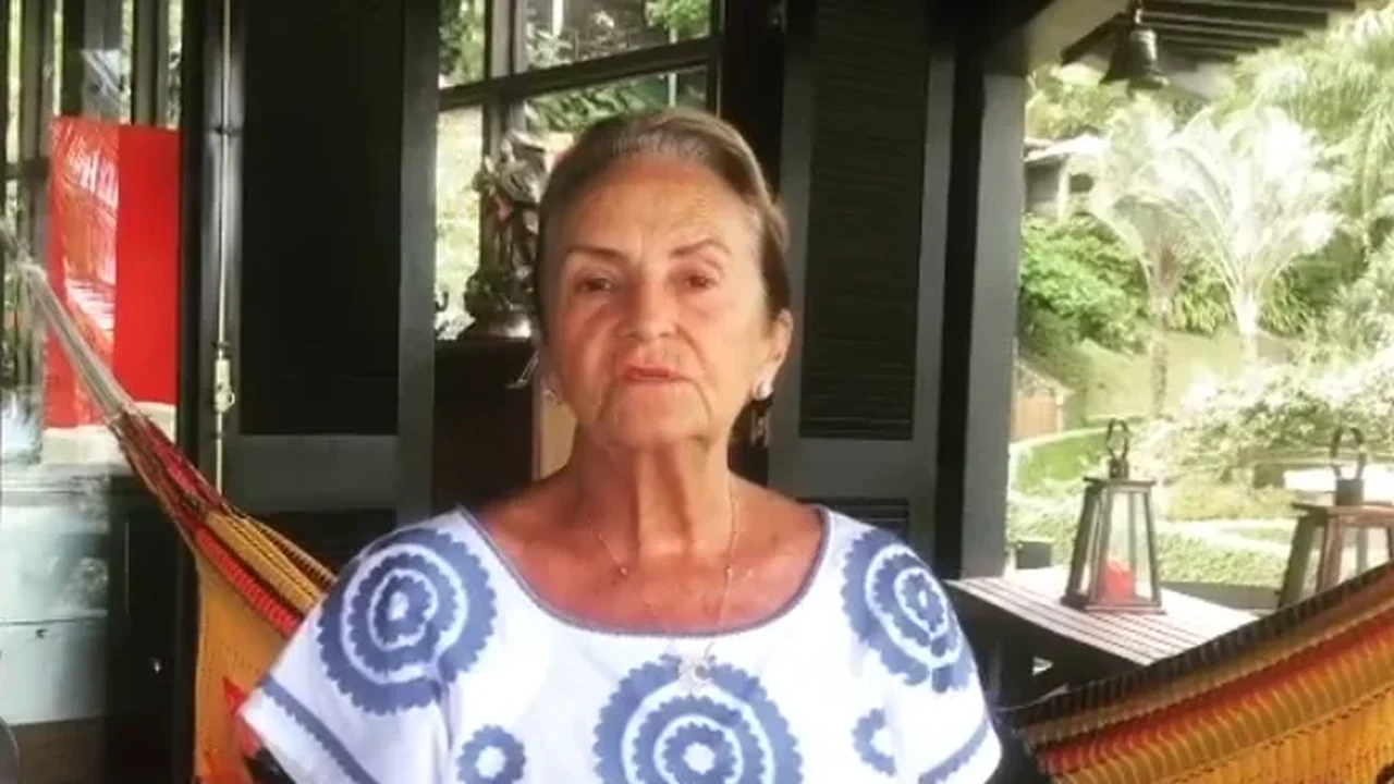 Lucinha Araújo emociona cantando Cazuza em show de Elymar Santos