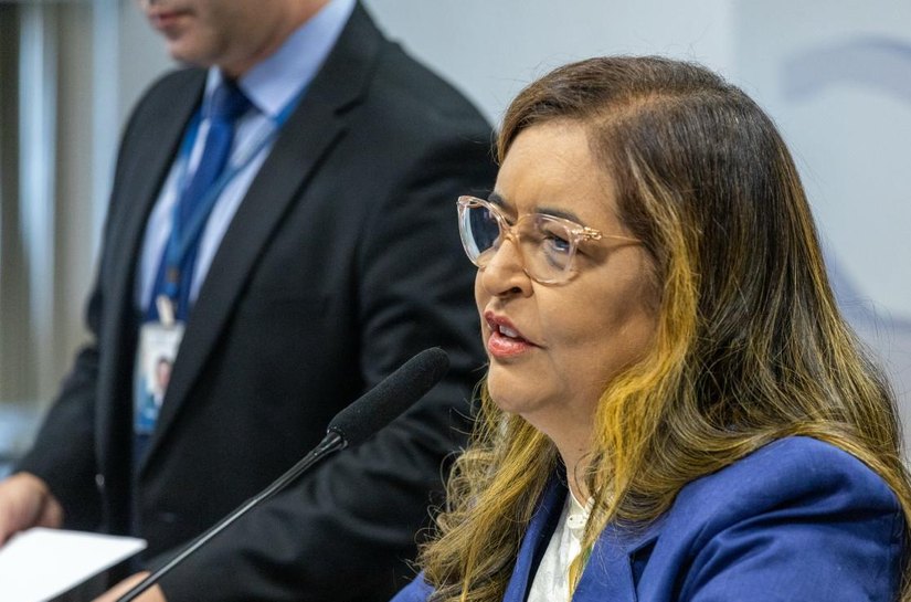 Senadora Eudócia Caldas comemora vacinação contra o câncer no Reino Unido