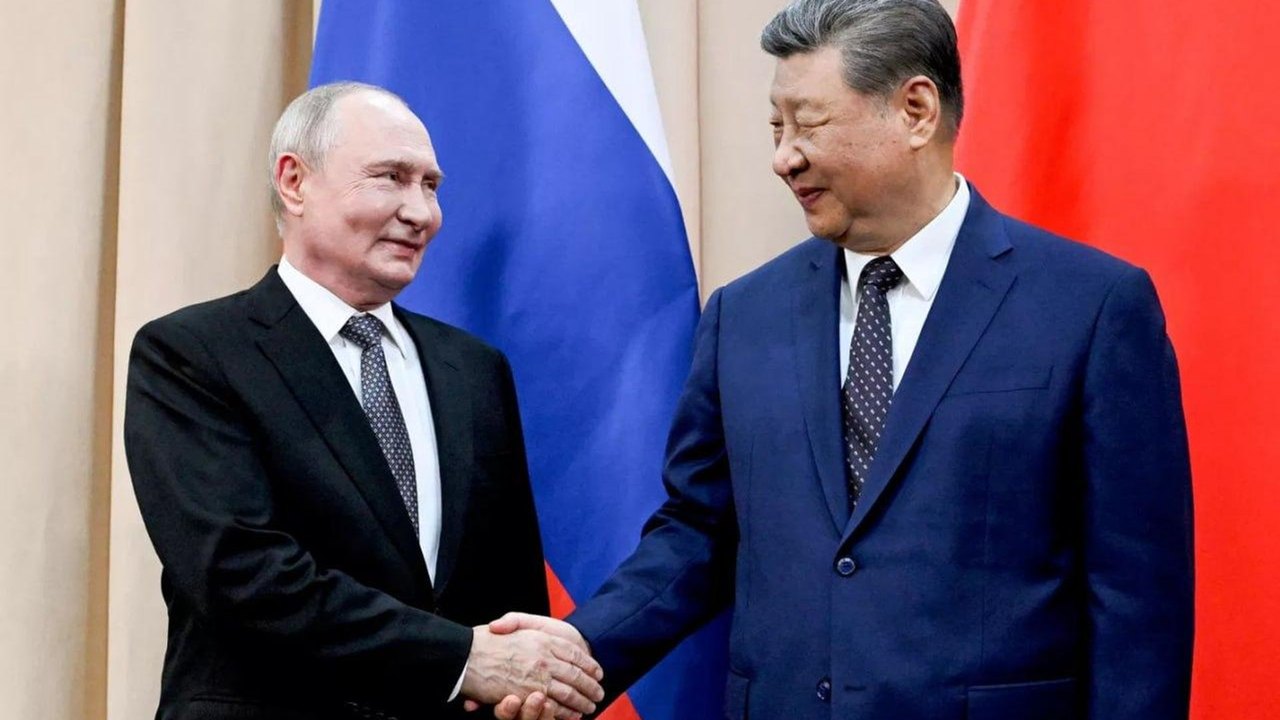 Comércio entre Rússia e China cresceu mais de 50 vezes ao longo de três décadas, destaca chefe da Rosneft