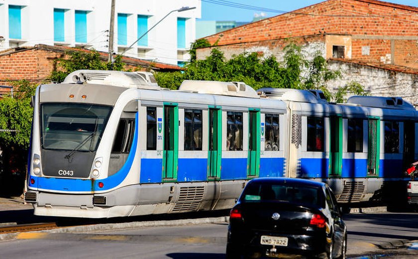 Colégio Marista de Maceió promove Aulão para o Enem no VLT