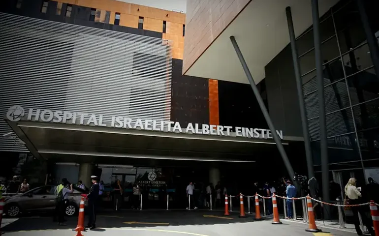 Einstein diz que reserva de cotas é obrigação de instituições federais