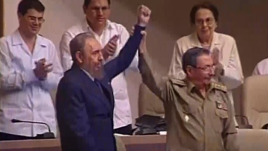 Filme revela bastidores da Era Castro, que se encerra com aposentadoria de Raul Castro