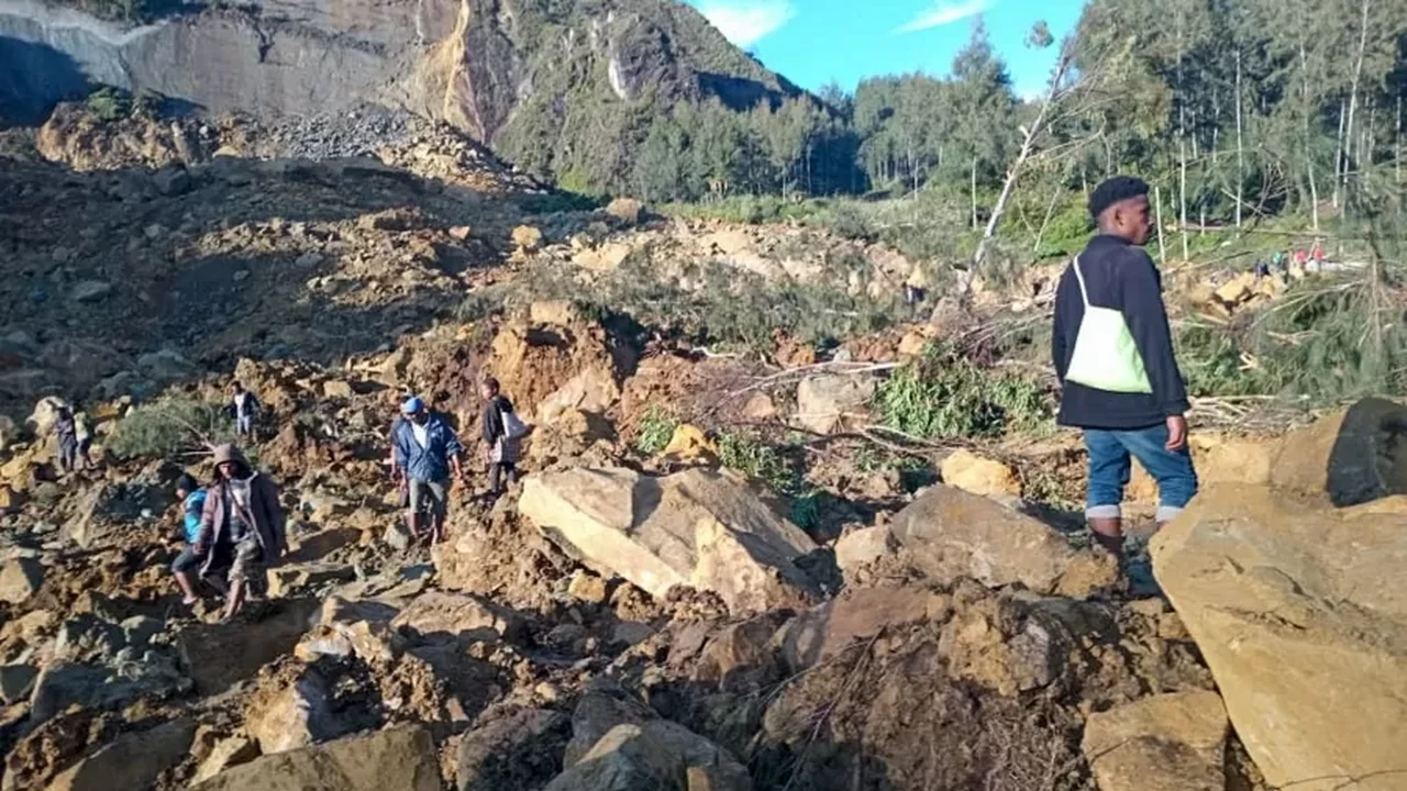 Papua Nova Guiné atualiza contagem da ONU e relata mais de 2 mil pessoas soterradas em deslizamento de terra