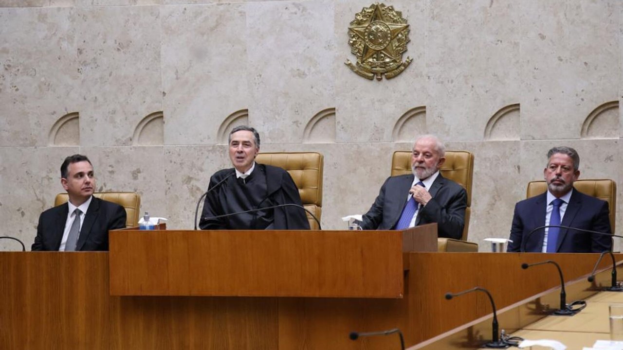 STF aprova fim da obrigatoriedade do regime jurídico único para servidores