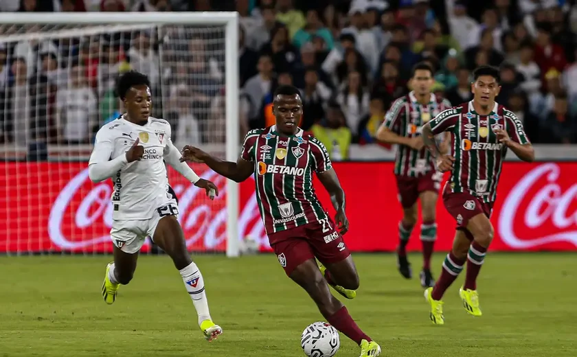 Fluminense perde para a LDU na ida da Recopa Sul-Americana