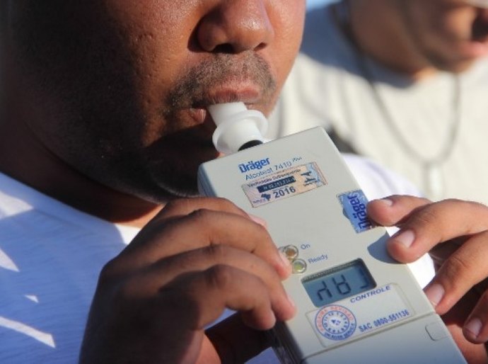 Lei Seca bate recorde em registro de testes de alcoolemia numa única operação