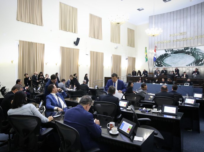 ALE discute em 2º turno projeto que institui o novo Regime Fiscal de Alagoas