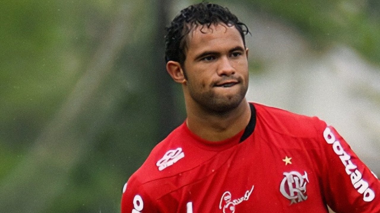 Ex-goleiro Bruno pode voltar à prisão por descumprir liberdade condicional