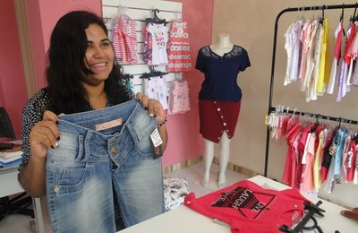 Alagoana de Atalaia realiza sonho de empreender com recurso do Estado