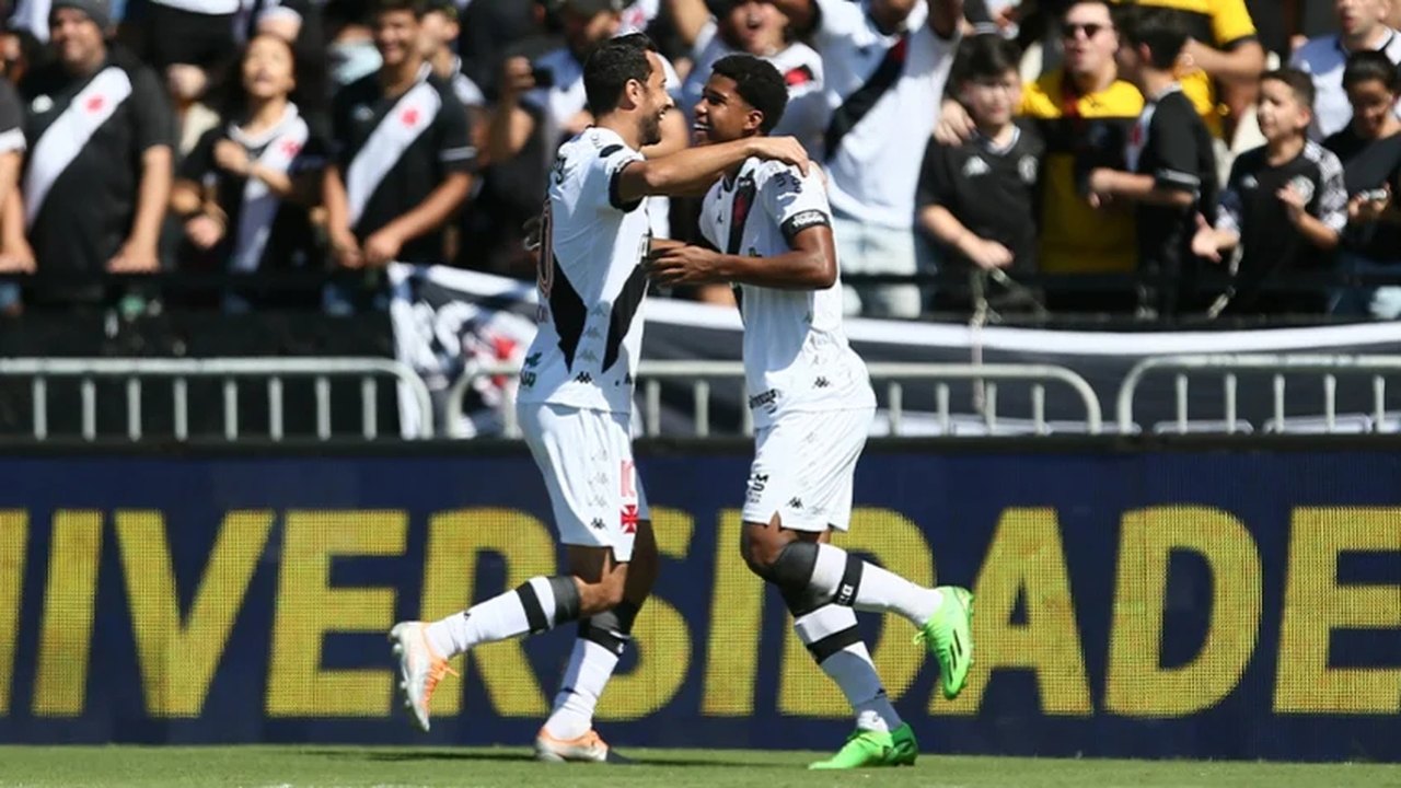 Joias brilham, Marlon faz golaço e Vasco se reabilita com vitória sobre Tombense
